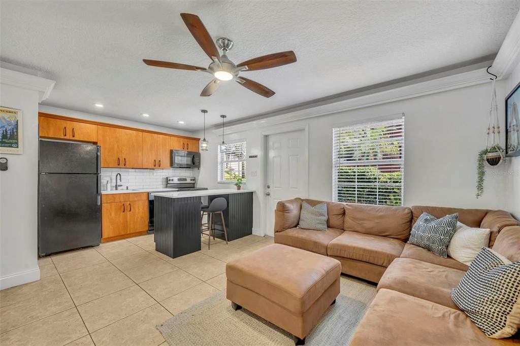 На продажу: $174,500 (1 спален, 1 ванн, 550 Квадратных фут)