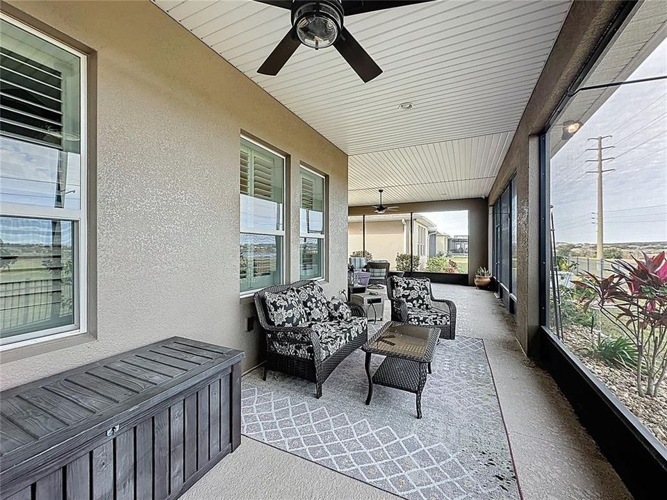 En Venta: $625,000 (3 camas, 2 baños, 2392 Pies cuadrados)