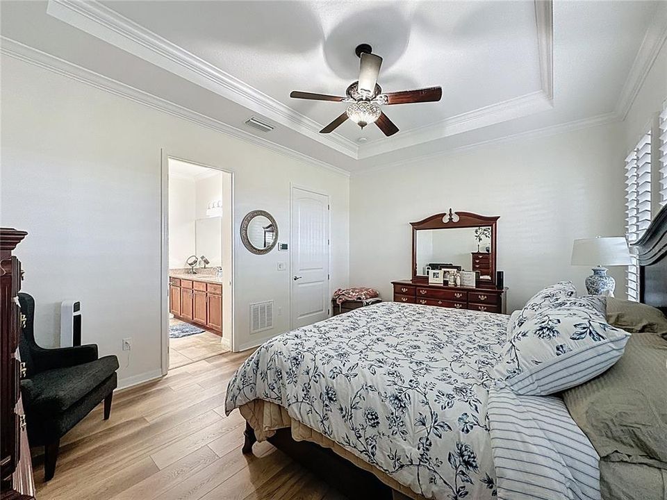 En Venta: $625,000 (3 camas, 2 baños, 2392 Pies cuadrados)