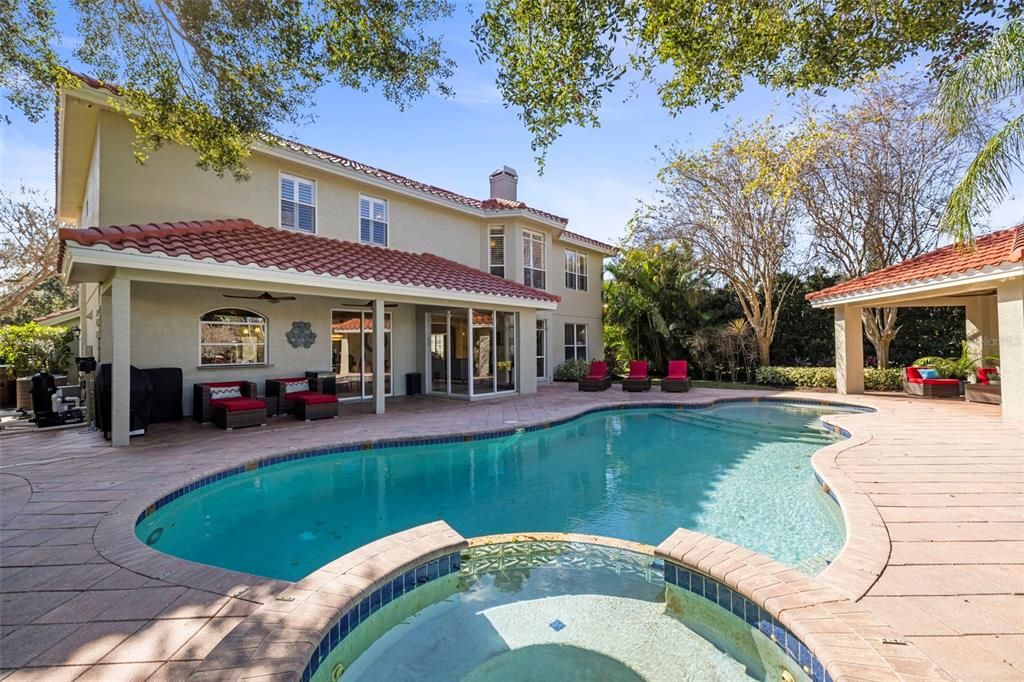 待售: $1,175,000 (6 贝兹, 4 浴室, 4059 平方英尺)