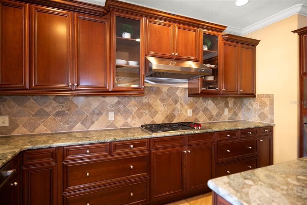 待售: $1,175,000 (6 贝兹, 4 浴室, 4059 平方英尺)