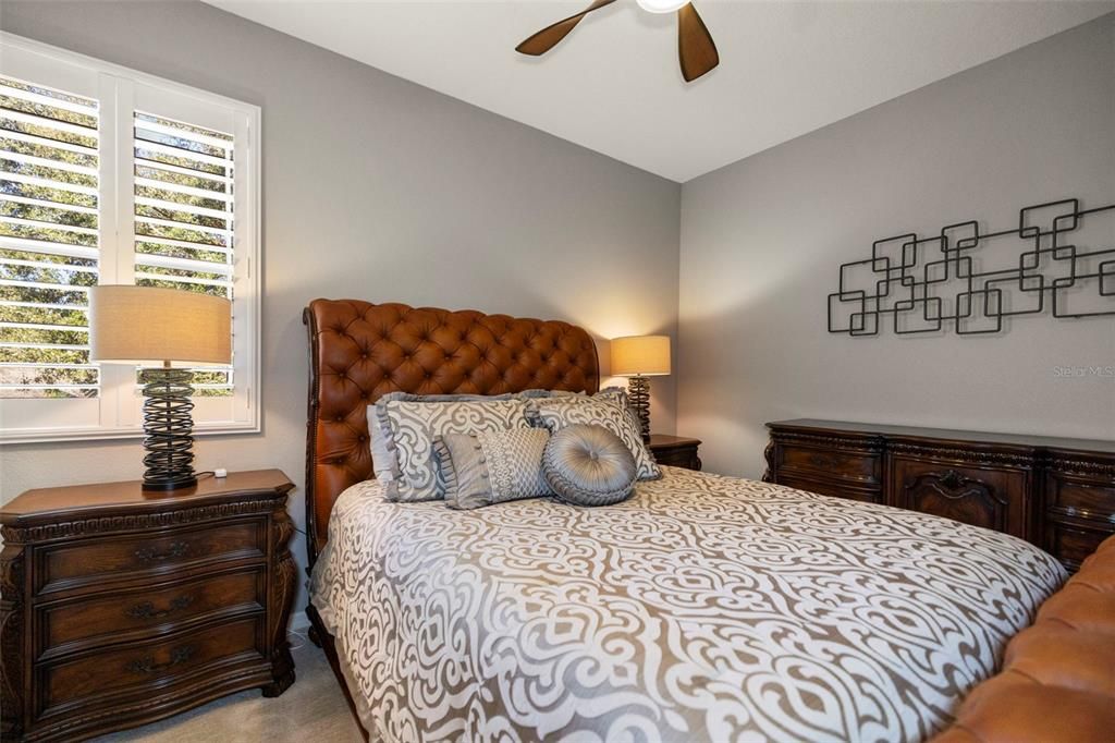 待售: $1,175,000 (6 贝兹, 4 浴室, 4059 平方英尺)