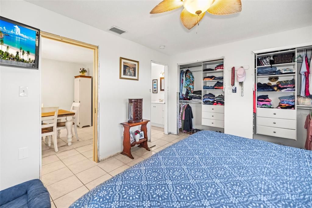 For Sale: $425,000 (3 beds, 2 baths, 1671 Square Feet)