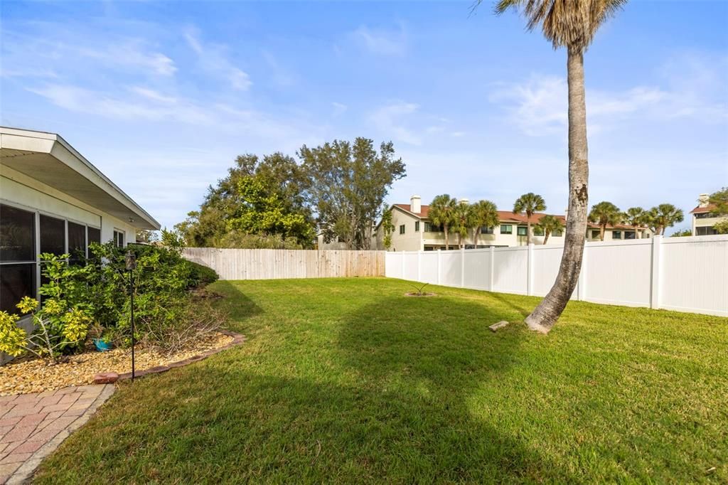 For Sale: $425,000 (3 beds, 2 baths, 1671 Square Feet)