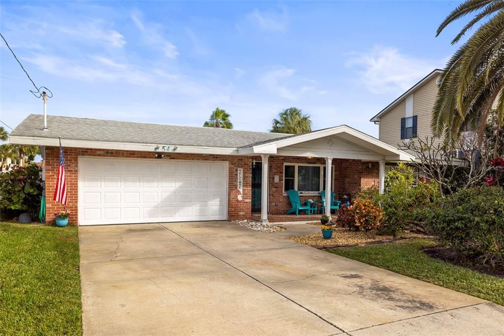 For Sale: $425,000 (3 beds, 2 baths, 1671 Square Feet)