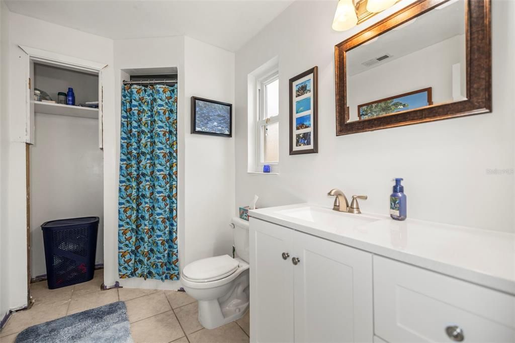 For Sale: $425,000 (3 beds, 2 baths, 1671 Square Feet)