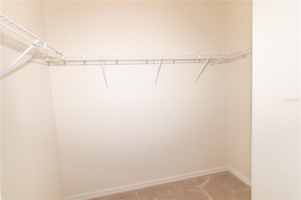 For Rent: $2,900 (4 beds, 2 baths, 2035 Square Feet)