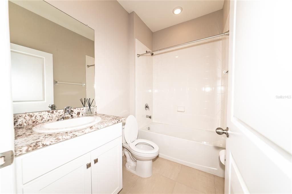 For Rent: $2,900 (4 beds, 2 baths, 2035 Square Feet)