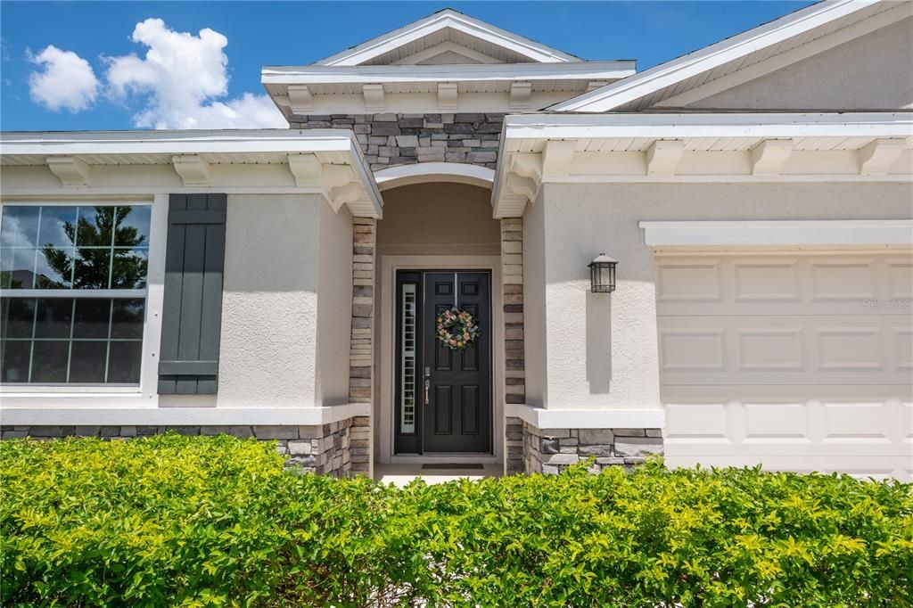 For Rent: $2,900 (4 beds, 2 baths, 2035 Square Feet)