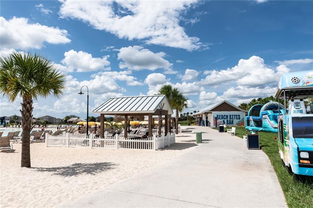 For Rent: $2,900 (4 beds, 2 baths, 2035 Square Feet)