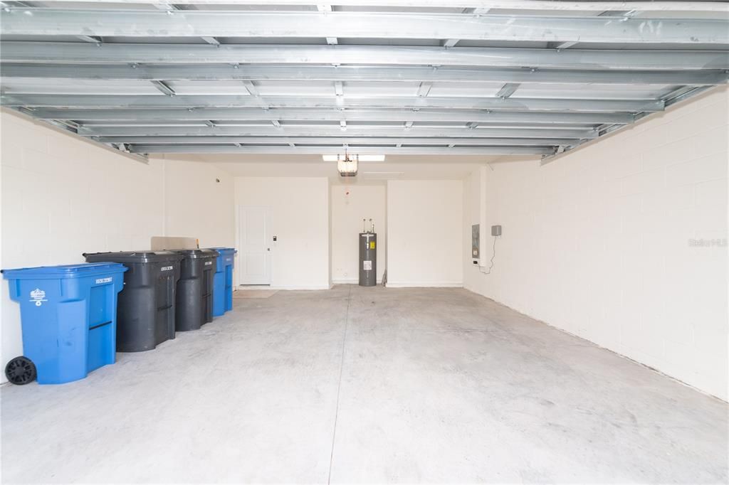 For Rent: $2,900 (4 beds, 2 baths, 2035 Square Feet)