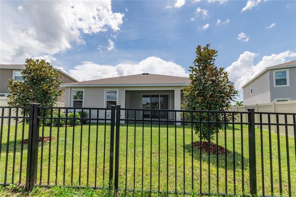 For Rent: $2,900 (4 beds, 2 baths, 2035 Square Feet)