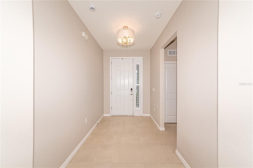 For Rent: $2,900 (4 beds, 2 baths, 2035 Square Feet)