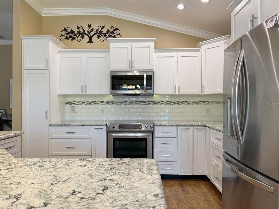 待售: $465,000 (3 贝兹, 2 浴室, 1652 平方英尺)