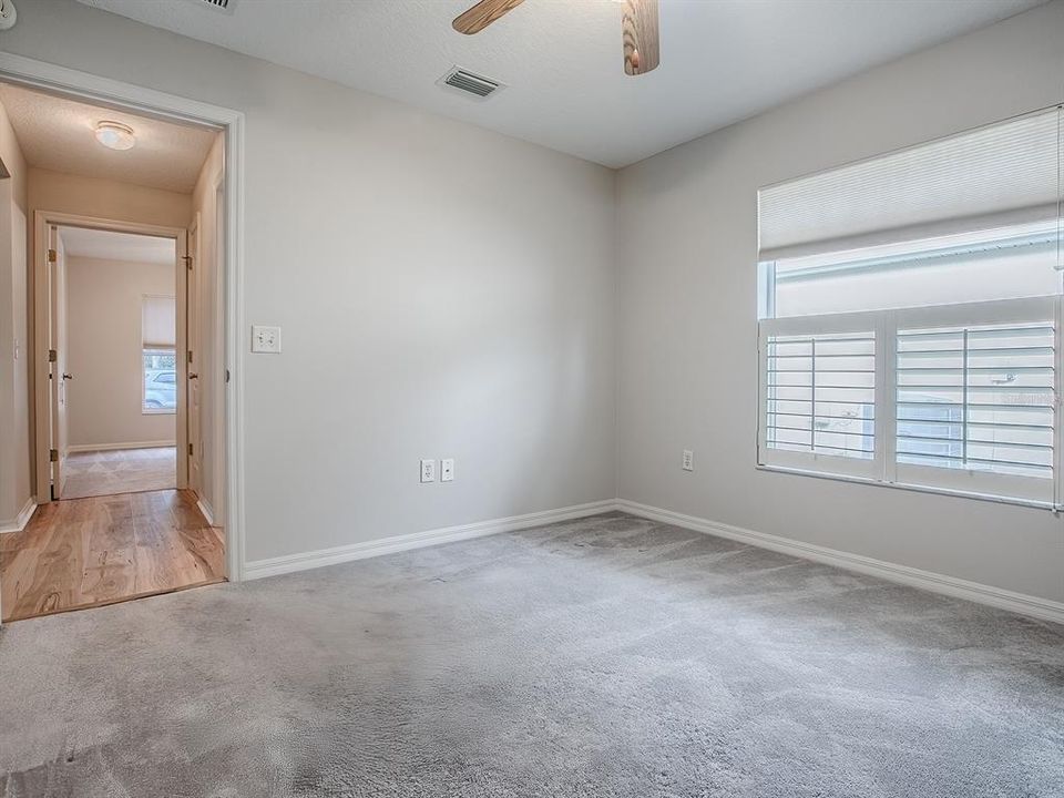 待售: $410,000 (3 贝兹, 2 浴室, 1922 平方英尺)