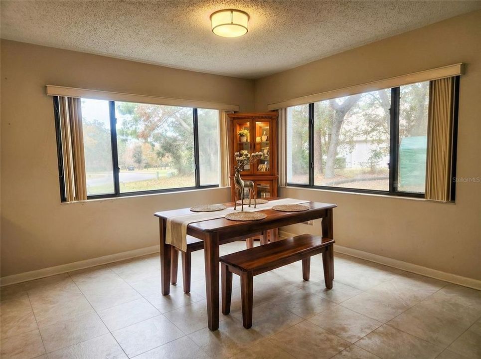 For Sale: $220,000 (2 beds, 2 baths, 1508 Square Feet)