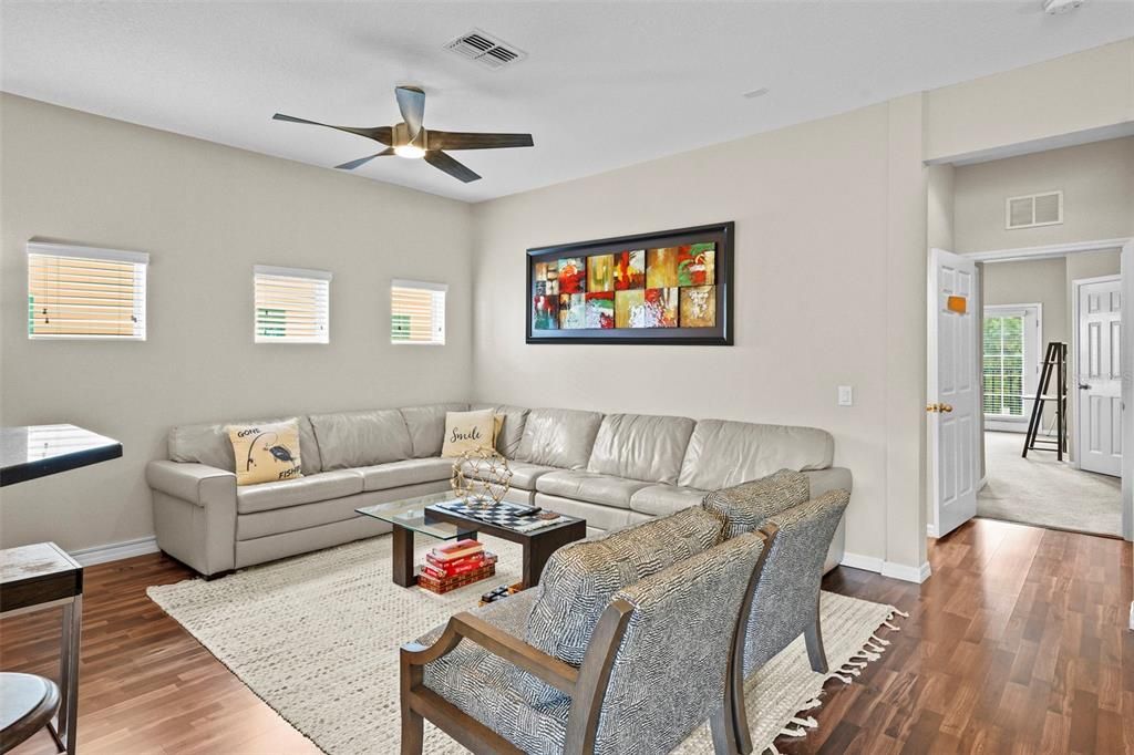 出租: $3,250 (3 贝兹, 2 浴室, 1764 平方英尺)