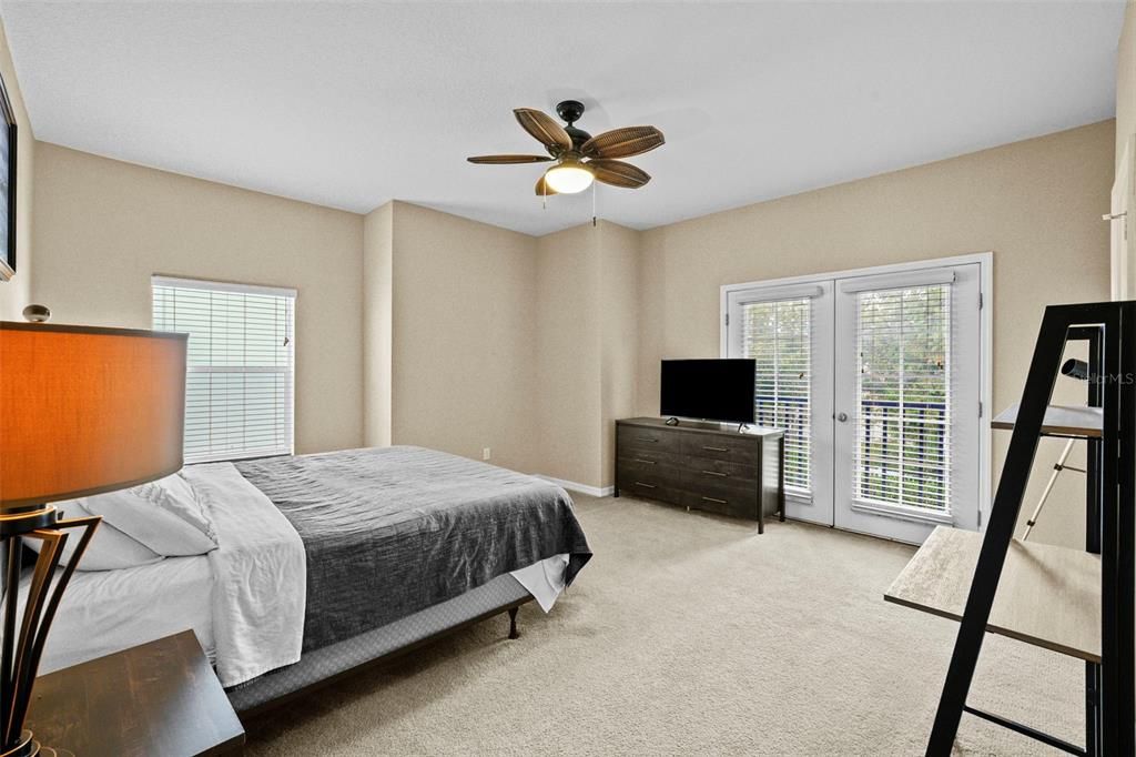 出租: $3,250 (3 贝兹, 2 浴室, 1764 平方英尺)