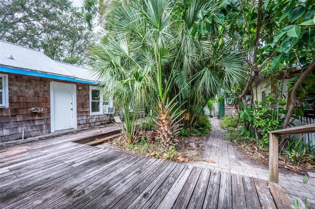 For Sale: $399,999 (0.23 acres)