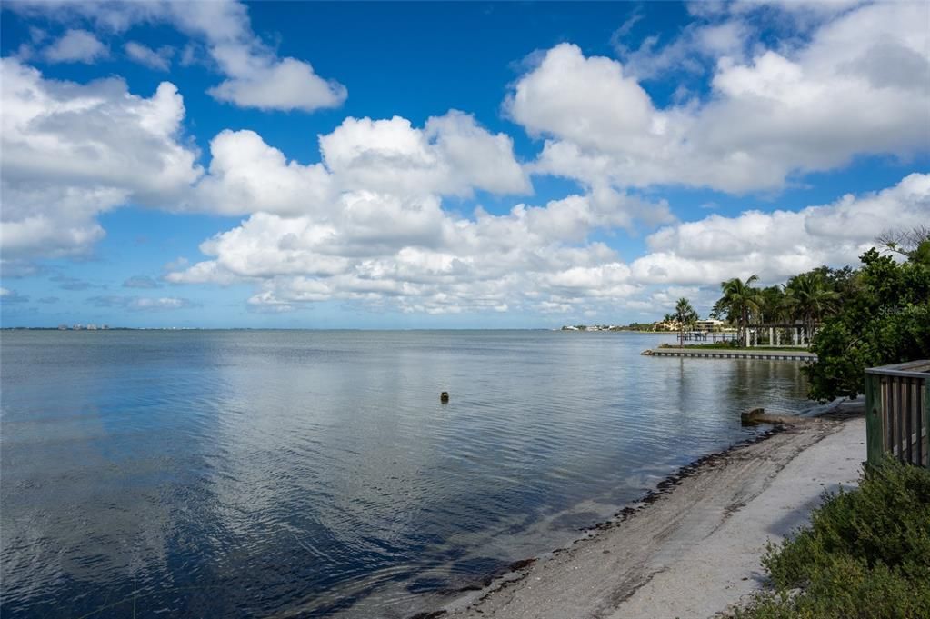 For Sale: $399,999 (0.23 acres)