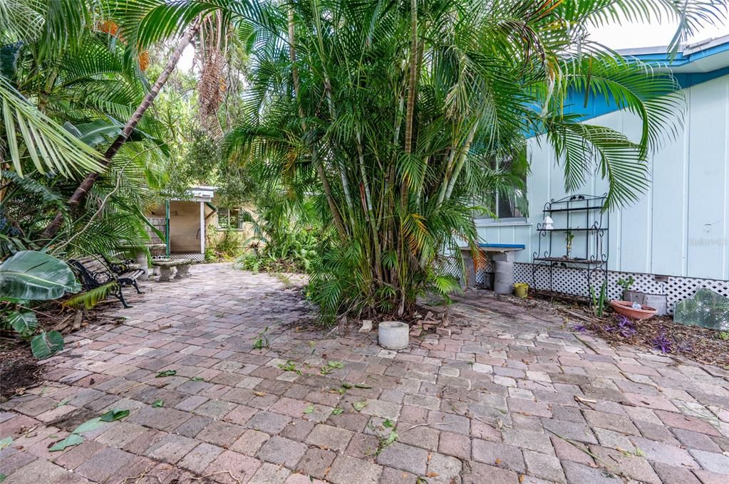 For Sale: $399,999 (0.23 acres)