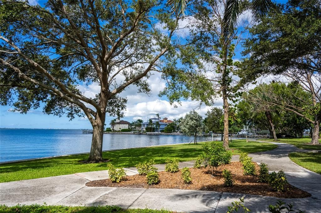 For Sale: $399,999 (0.23 acres)