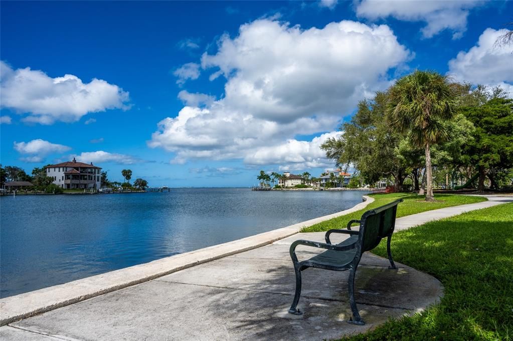 For Sale: $399,999 (0.23 acres)