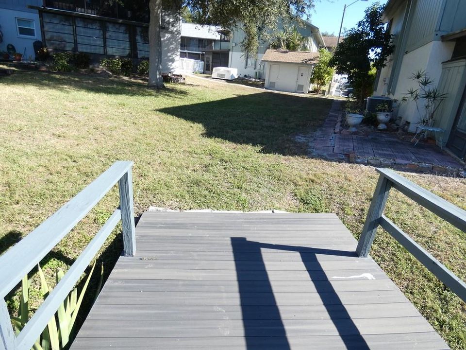 For Sale: $200,000 (2 beds, 2 baths, 1100 Square Feet)