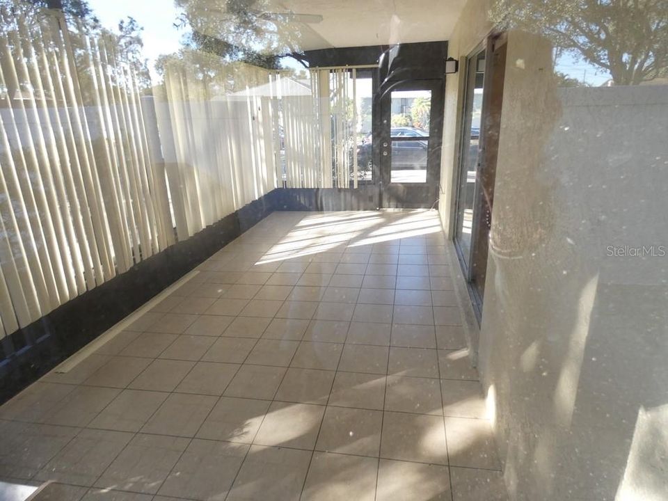 For Sale: $200,000 (2 beds, 2 baths, 1100 Square Feet)