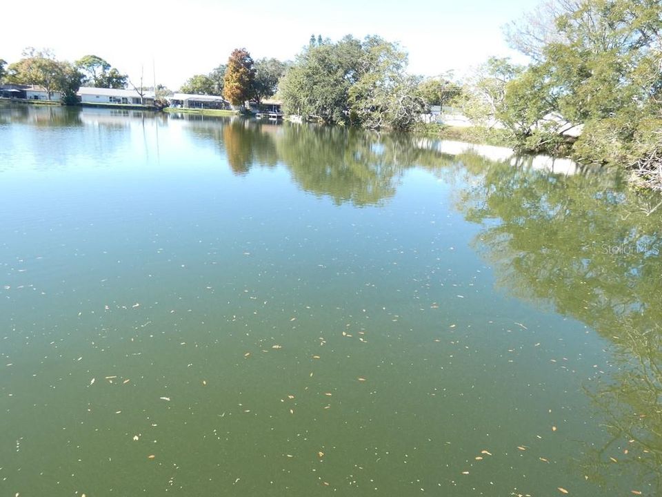 For Sale: $200,000 (2 beds, 2 baths, 1100 Square Feet)