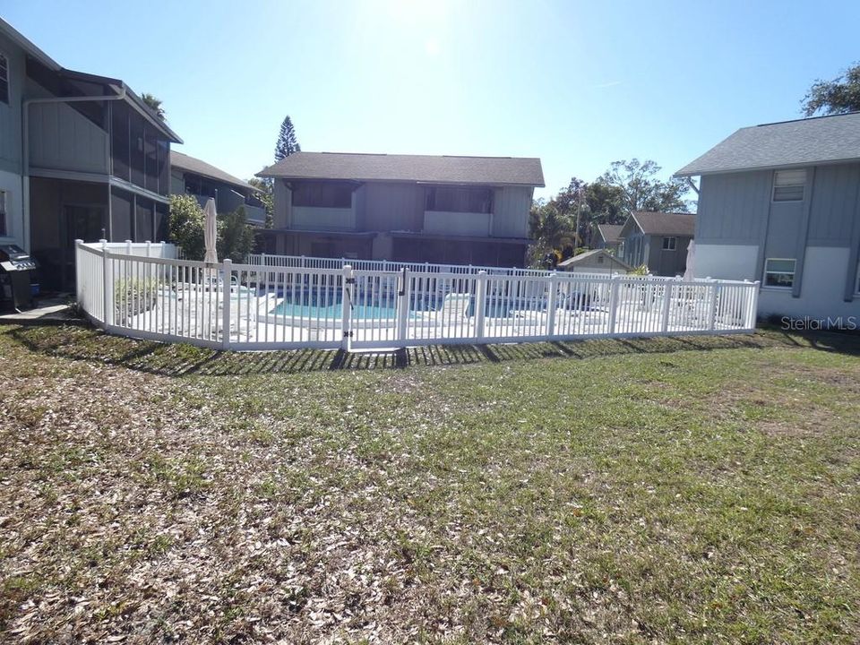 For Sale: $200,000 (2 beds, 2 baths, 1100 Square Feet)