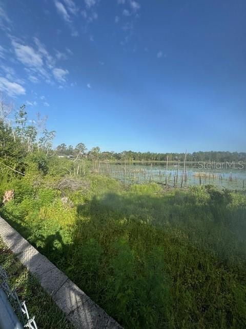 For Sale: $480,000 (5 beds, 2 baths, 2662 Square Feet)