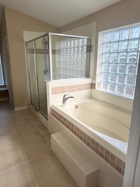 For Sale: $480,000 (5 beds, 2 baths, 2662 Square Feet)