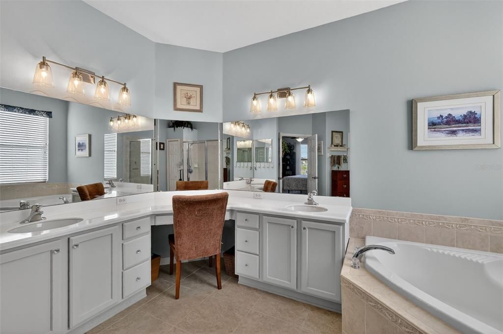 For Sale: $332,950 (3 beds, 2 baths, 2283 Square Feet)