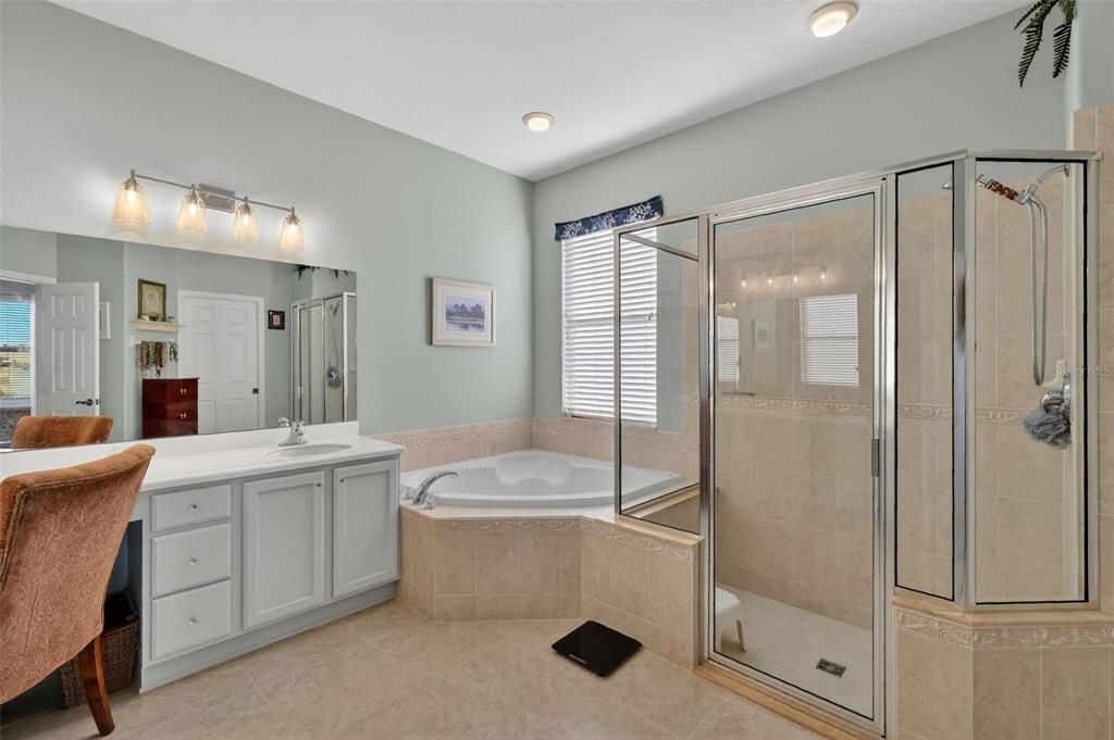 For Sale: $332,950 (3 beds, 2 baths, 2283 Square Feet)