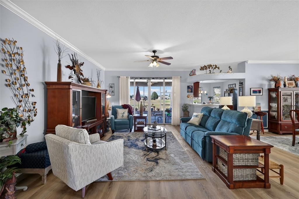 For Sale: $332,950 (3 beds, 2 baths, 2283 Square Feet)