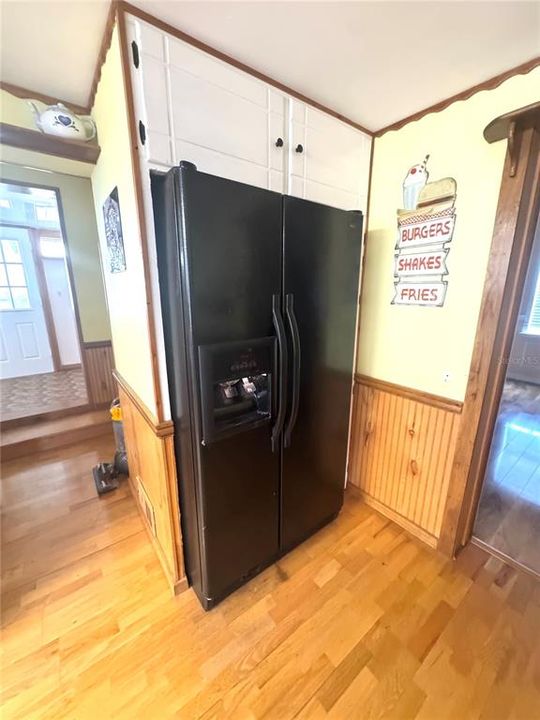 For Sale: $239,900 (2 beds, 2 baths, 1140 Square Feet)