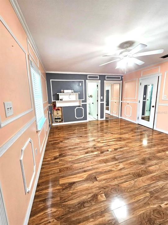 For Sale: $239,900 (2 beds, 2 baths, 1140 Square Feet)