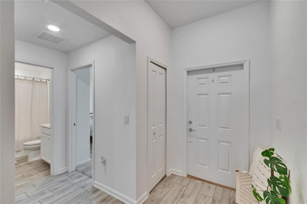 待售: $298,000 (3 贝兹, 2 浴室, 1560 平方英尺)