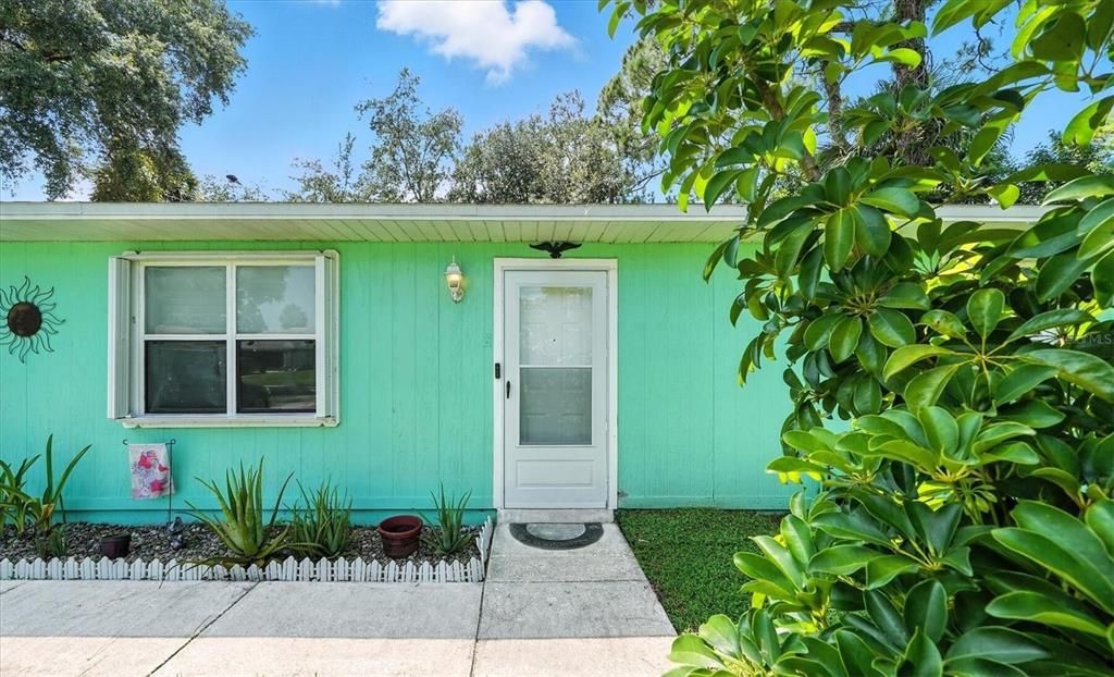 Недавно продано: $229,000 (2 спален, 2 ванн, 1056 Квадратных фут)