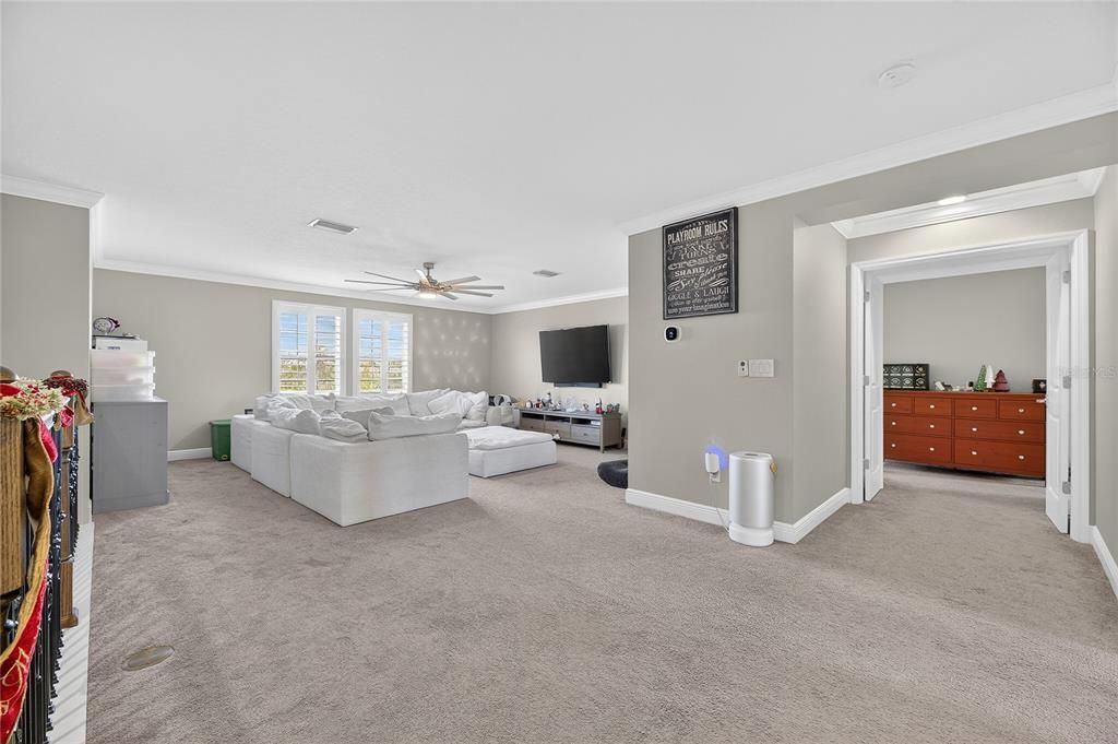 En Venta: $799,900 (5 camas, 4 baños, 3614 Pies cuadrados)