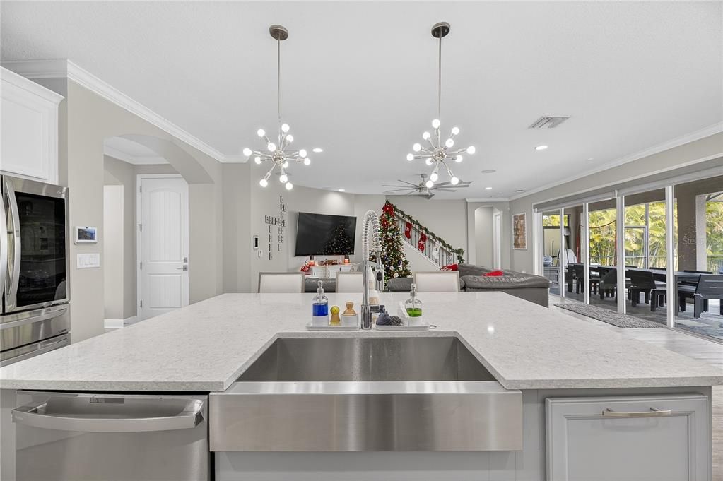 En Venta: $799,900 (5 camas, 4 baños, 3614 Pies cuadrados)