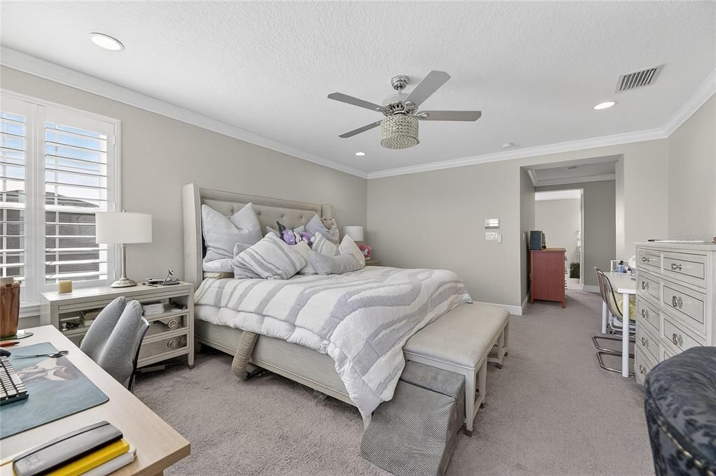 En Venta: $799,900 (5 camas, 4 baños, 3614 Pies cuadrados)