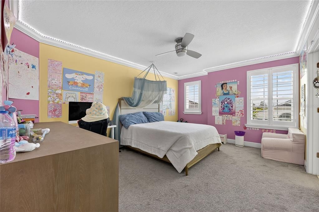 En Venta: $799,900 (5 camas, 4 baños, 3614 Pies cuadrados)