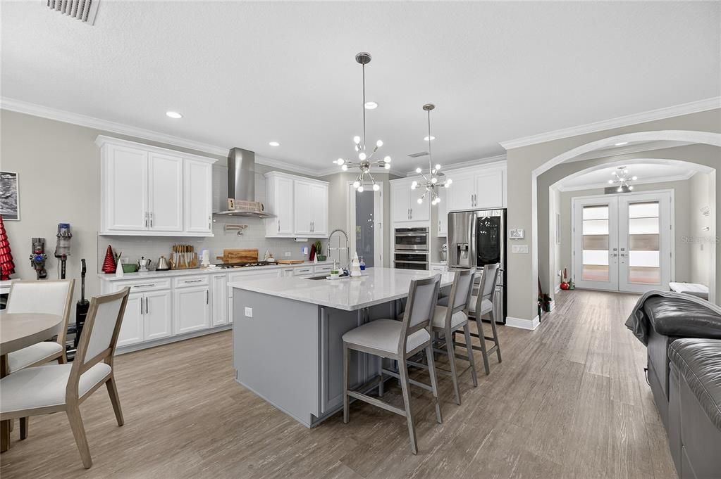 En Venta: $799,900 (5 camas, 4 baños, 3614 Pies cuadrados)