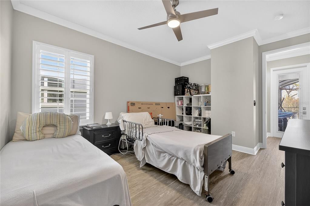 En Venta: $799,900 (5 camas, 4 baños, 3614 Pies cuadrados)