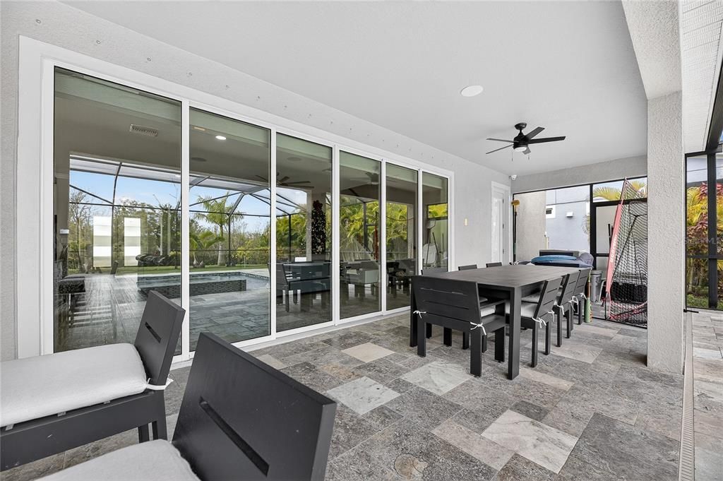 En Venta: $799,900 (5 camas, 4 baños, 3614 Pies cuadrados)