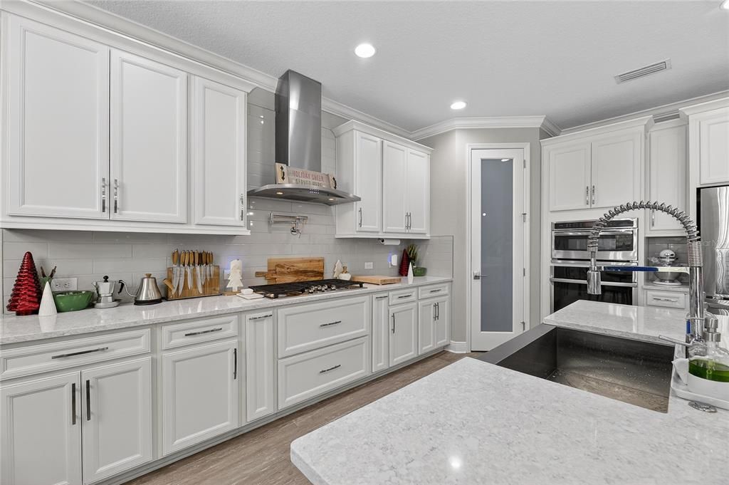 En Venta: $799,900 (5 camas, 4 baños, 3614 Pies cuadrados)