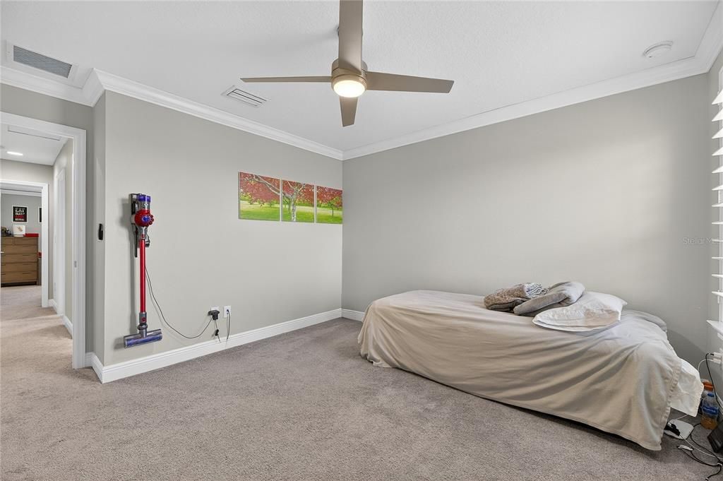 En Venta: $799,900 (5 camas, 4 baños, 3614 Pies cuadrados)