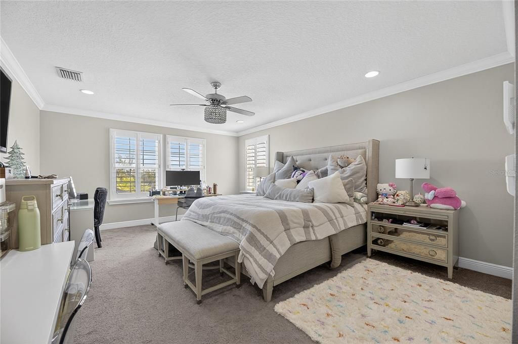 En Venta: $799,900 (5 camas, 4 baños, 3614 Pies cuadrados)